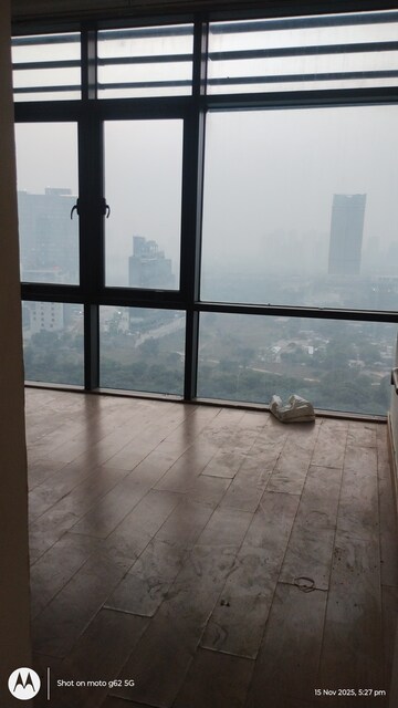 Room in 4 BHK Apartment at Ireo The Grand Arch, Sector 58 – for Rent