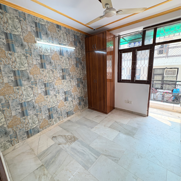 Room, khirki extension 1 Bedroom 45 Sq.Yd. Builder Floor In Khirki Extension Delhi 9467389