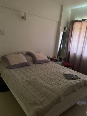 Bedroom in 3 BHK Apartment at Bandra West – for Rent