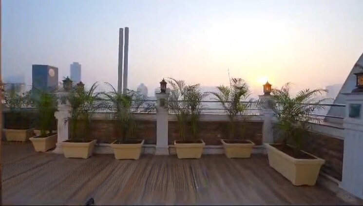 Terrace, hindu colony 4 Bedroom 3500 Sq.Ft. Penthouse In Hindu Colony Mumbai 9467426