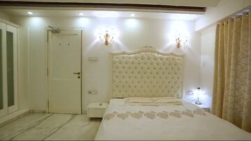 Bedroom in 4 BHK Penthouse at Hindu Colony – for Sale