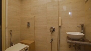 Bathroom in 4 BHK Penthouse at Hindu Colony – for Sale