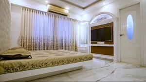 Bedroom in 4 BHK Penthouse at Hindu Colony – for Sale