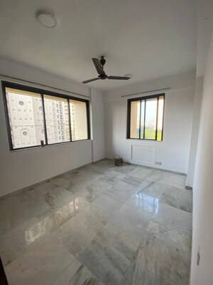 Room in 3 BHK Apartment at Hiranandani Gardens Eternia, Powai – for Rent