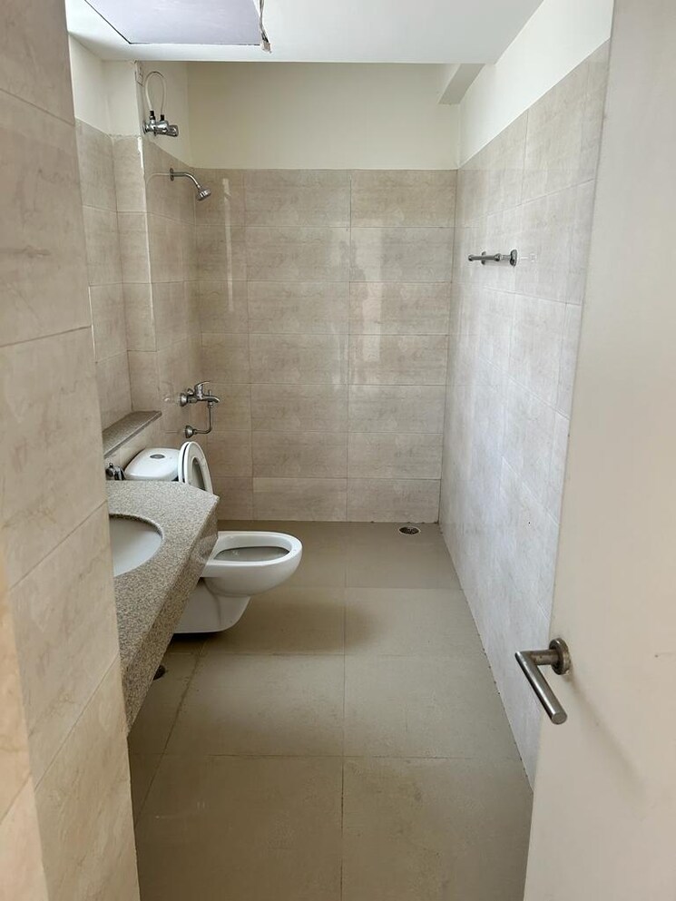 Master Bedroom, hero-homes-gurgaon 3 Bedroom 861 Sq.Ft. Apartment In Sector 104 Gurgaon 9467468