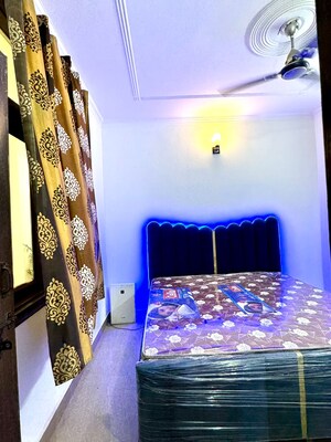 Bedroom in 2 BHK Builder Floor at Saket – for Rent