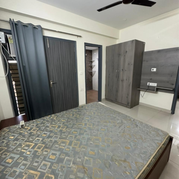 Bedroom in 2 BHK Builder Floor at Chattarpur – for Rent