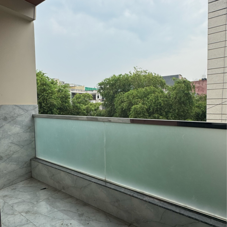 Balcony, chattarpur 2 Bedroom 1000 Sq.Ft. Builder Floor In Chattarpur Delhi 9467492