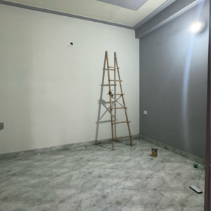 Room in 2 BHK Builder Floor at Chattarpur – for Rent