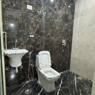 Team Area in 2 BHK Builder Floor at Chattarpur – for Rent