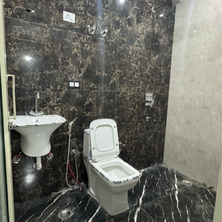 Team Area, chattarpur 2 Bedroom 1000 Sq.Ft. Builder Floor In Chattarpur Delhi 9467492