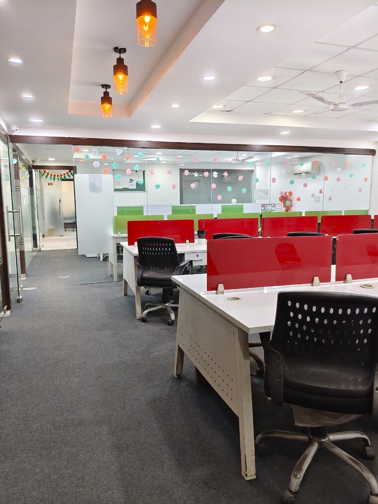 Team Area, sector 63 Commercial Office Space 3000 Sq.Ft. In Sector 63 Noida 9467471