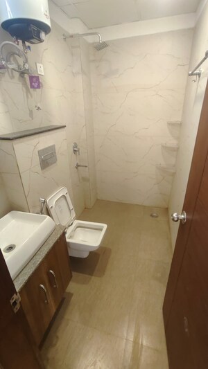 Master Bedroom in 3 BHK Builder Floor at Gupta Awas, Sector 43 – for Rent