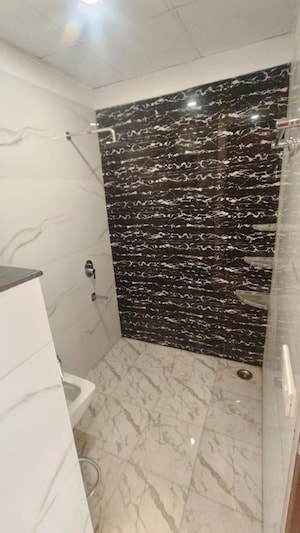 Bathroom in 3 BHK Builder Floor at Gupta Awas, Sector 43 – for Rent