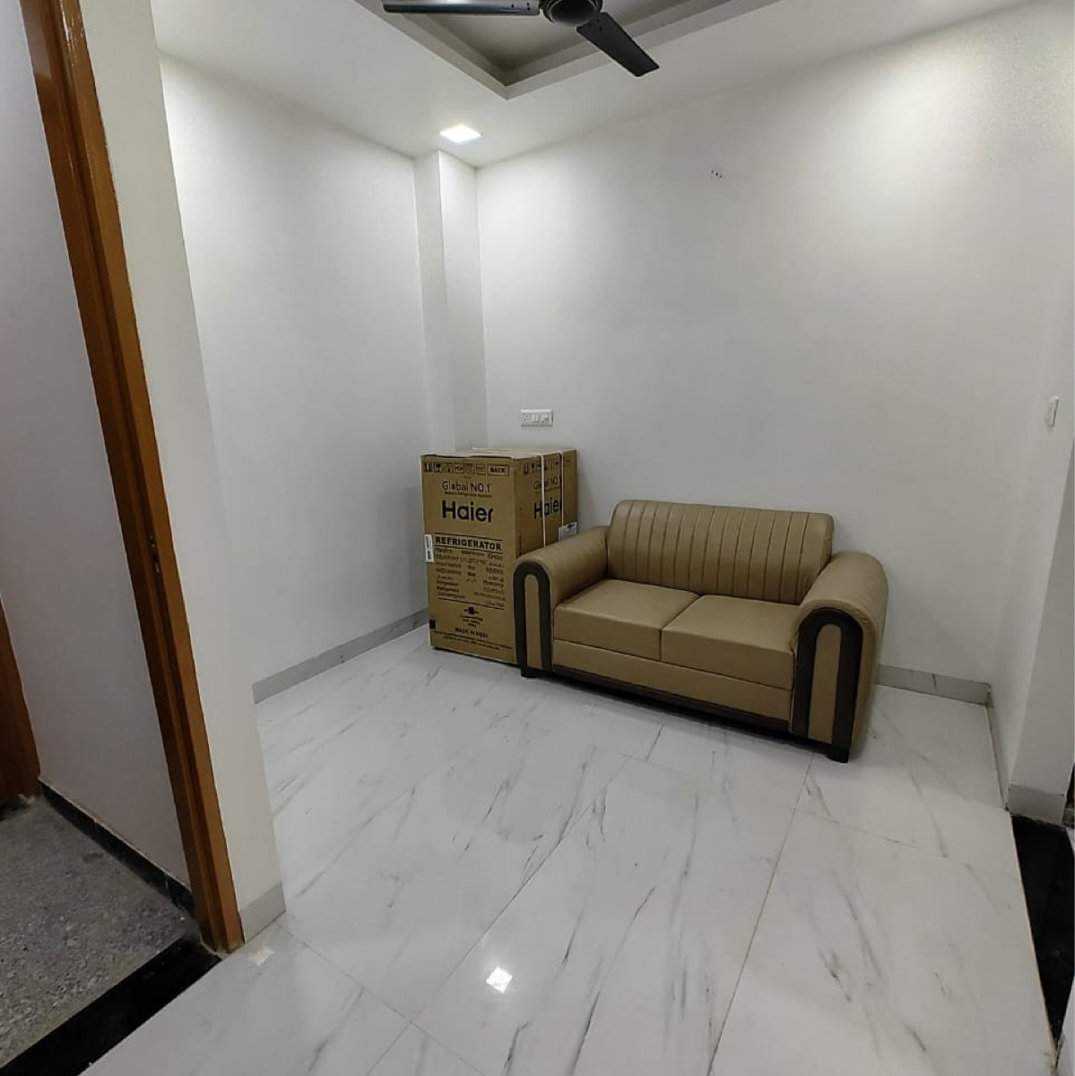 2 BHK Builder Floor For Rent in Tivoli