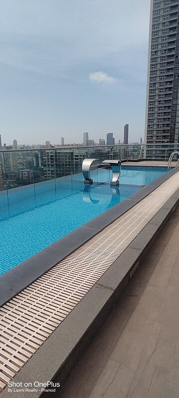 Swimming Pool in 5 BHK Apartment at Peninsula Ashok Towers, Parel – for Rent
