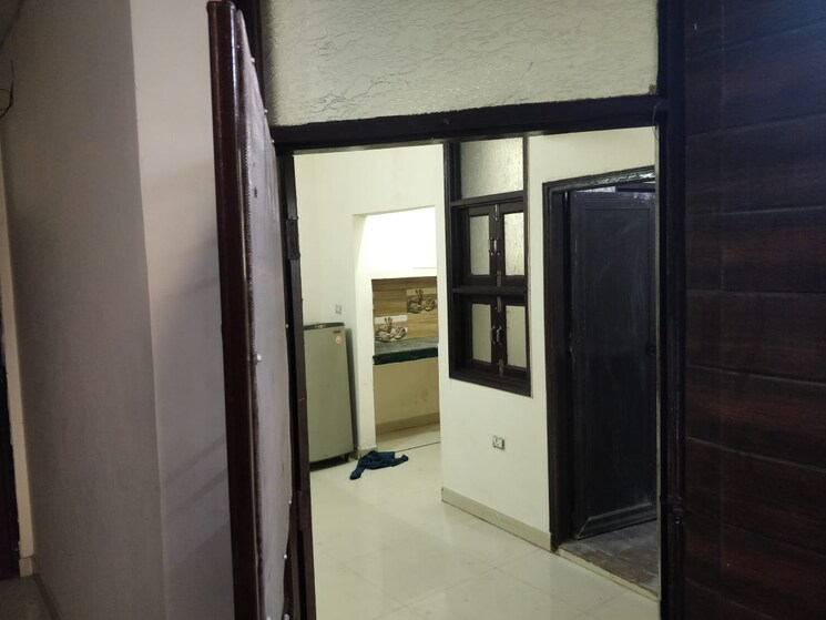 Room, mayur vihar phase 1 1 Bedroom 440 Sq.Ft. Builder Floor In Mayur Vihar Phase 1 Delhi 9467539