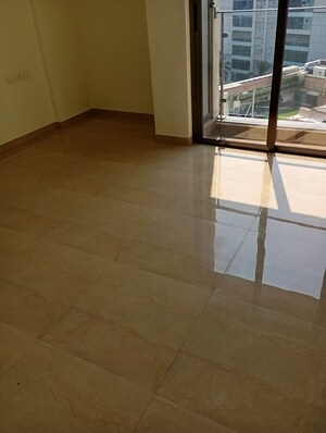 Room in 2 BHK Apartment at Mahindra Vicino, Andheri East – for Sale