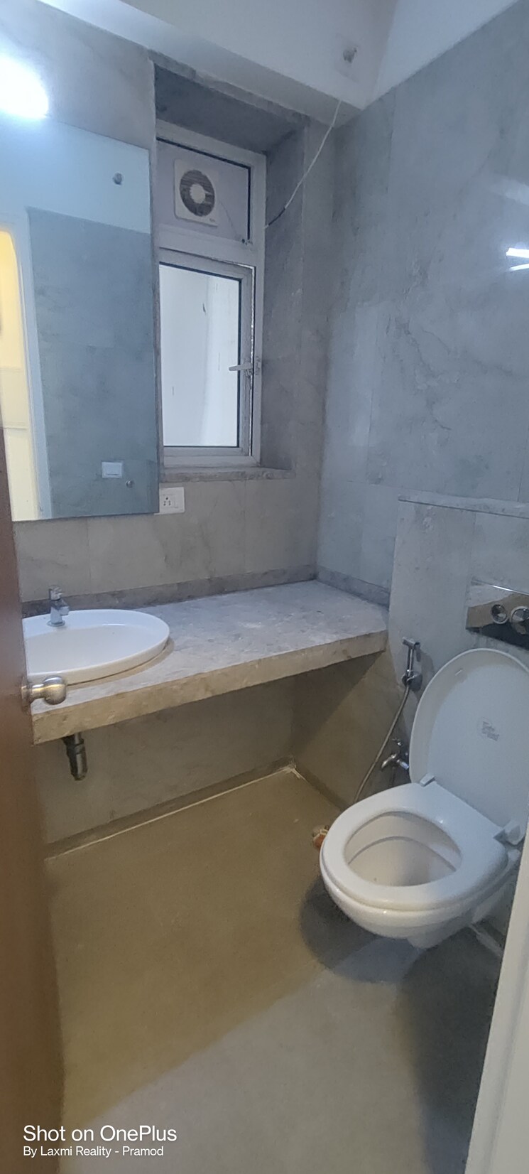 Bathroom, ashok-towers 2 Bedroom 1090 Sq.Ft. Apartment In Parel Mumbai 9467557