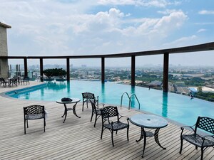 Swimming Pool in 2 BHK Apartment at Rise Organic Homes, Mahurali – for Rent