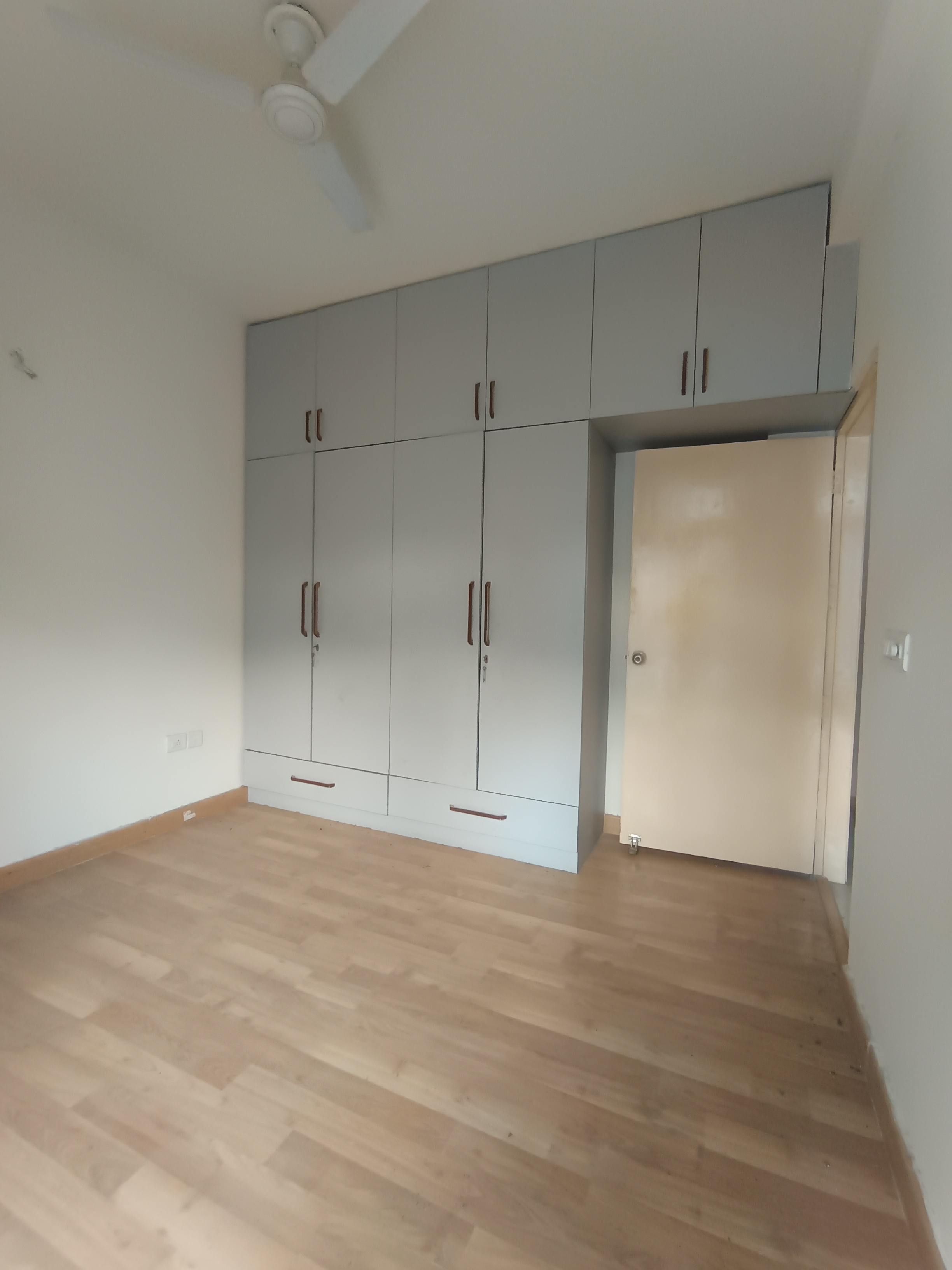 Plot For Sale in Parklands