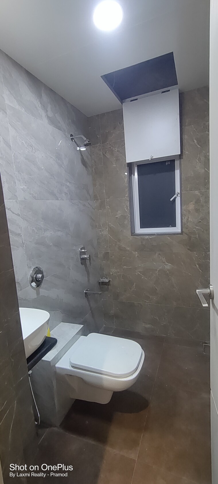 Bathroom, chaitanya-tower 3 Bedroom 1600 Sq.Ft. Apartment In Prabhadevi Mumbai 9467589