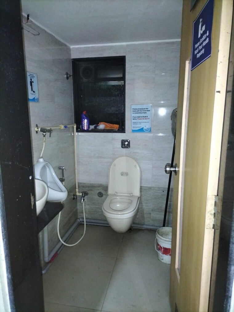 Bathroom, satra-plaza Commercial Office Space 1230 Sq.Ft. In Vashi Sector 19d Navi Mumbai 9467583