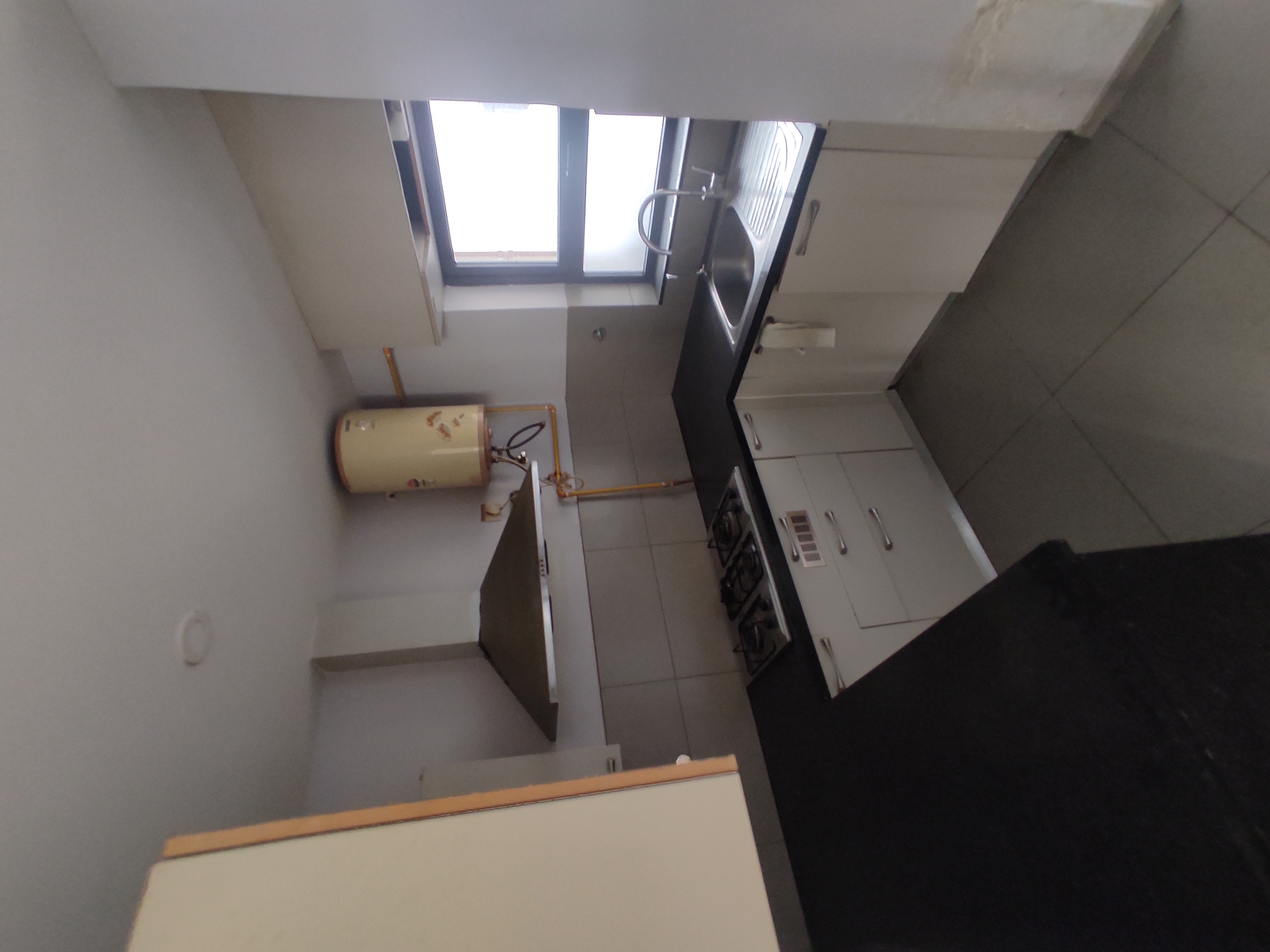 2 BHK + Servant Room 1300 Sq.Ft. Apartment in Pioneer Park Phase 1