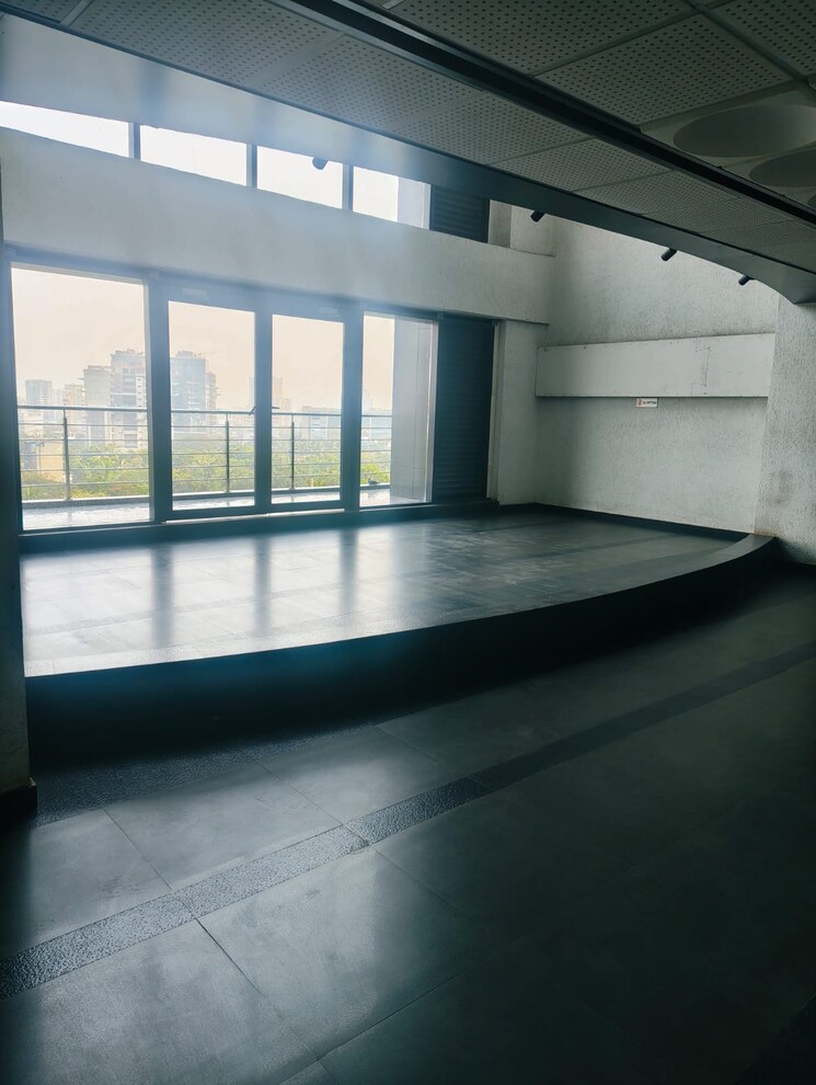 undefined, wagle industrial estate Commercial Office Space 800 Sq.Ft. In Wagle Industrial Estate Thane 9467604