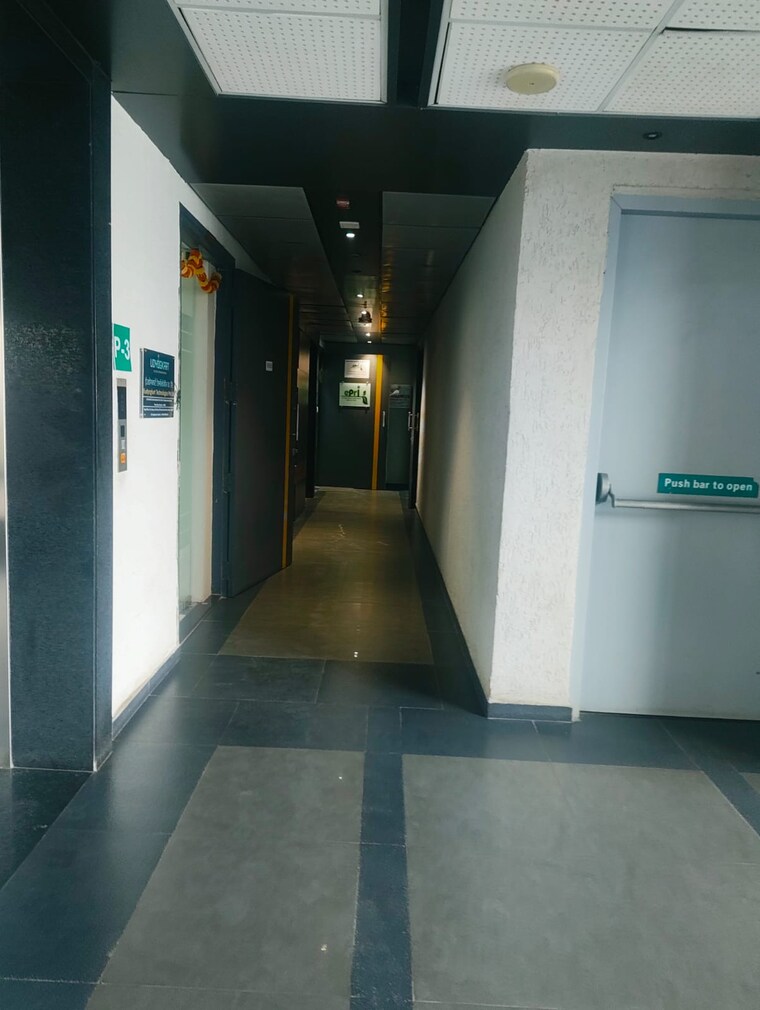 undefined, wagle industrial estate Commercial Office Space 800 Sq.Ft. In Wagle Industrial Estate Thane 9467604