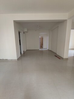 3 BHK + Extra Room Apartment For Sale in SS The Coralwood
