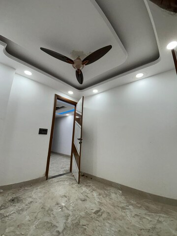 Room in 3 BHK Builder Floor at Govindpuri – for Sale