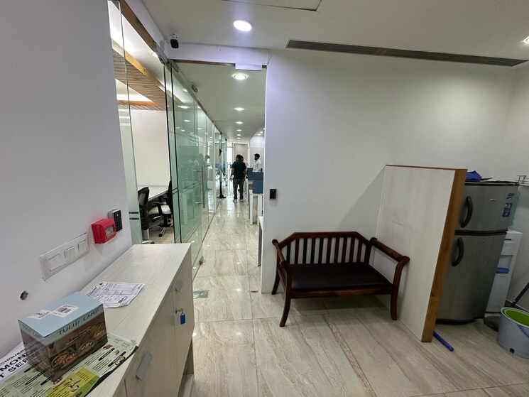 Team Area, spaze-itech-park Commercial Office Space 1800 Sq.Ft. In Sispal Vihar Gurgaon 9467653