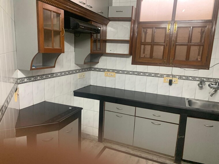 Kitchen, anand niketan 4 Bedroom 300 Sq.Yd. Builder Floor In Anand Niketan Delhi 9467643