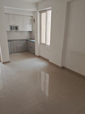 Shree Vardhman Green Court