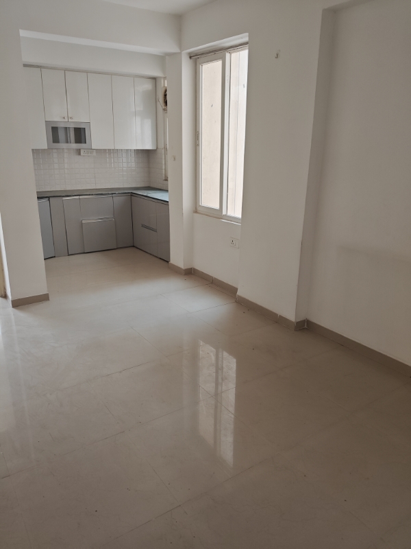 2 BHK + Pooja Room Apartment For Sale in Shree Vardhman Green Court