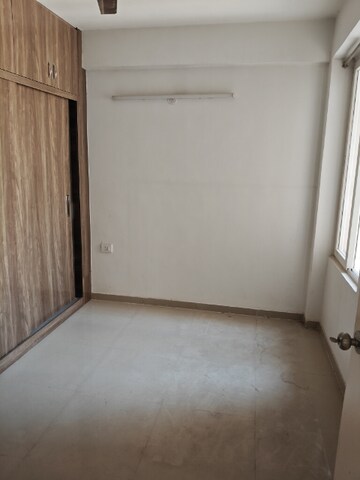 Room in 2 BHK Apartment at Shree Vardhman Green Court, Sector 90 – for Sale