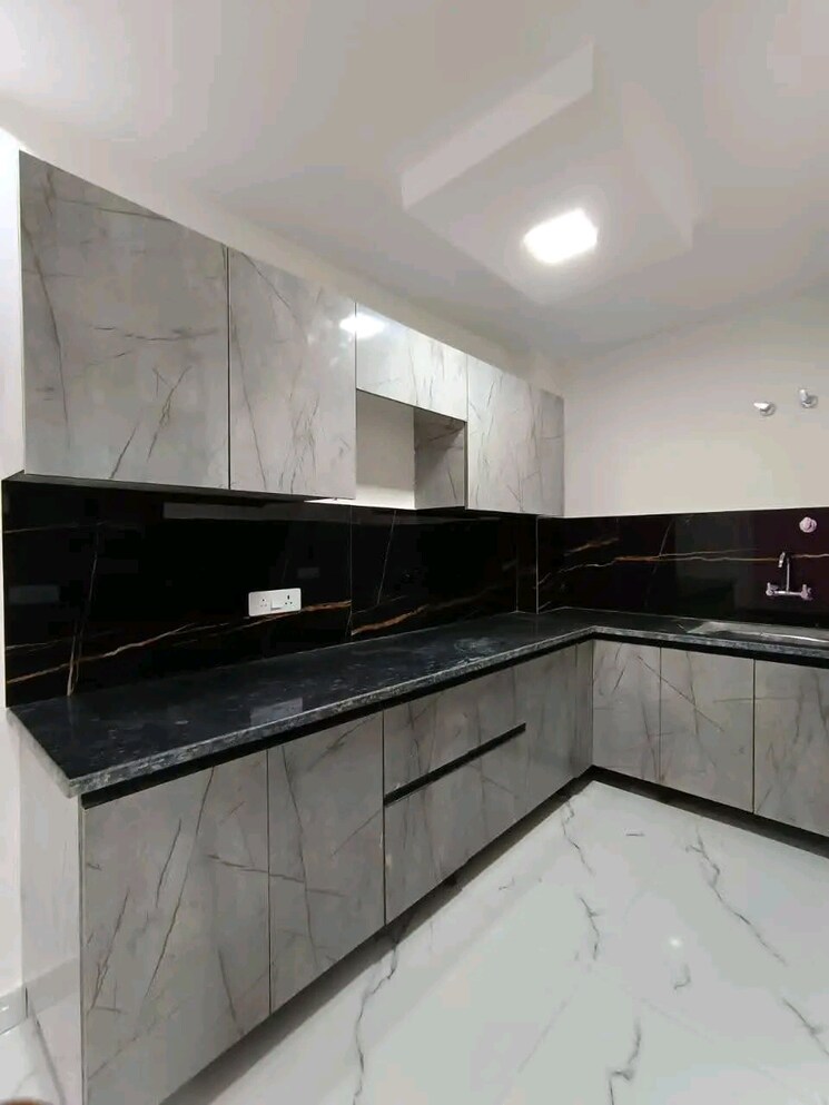 Kitchen, chattarpur 3 Bedroom 1200 Sq.Ft. Builder Floor In Chattarpur Delhi 9467709