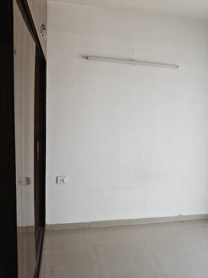 Room in 2 BHK Apartment at Shree Vardhman Green Court, Sector 90 – for Sale