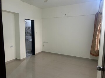 Room in 2 BHK Apartment at GK Rose Icon, Pimple Saudagar – for Sale