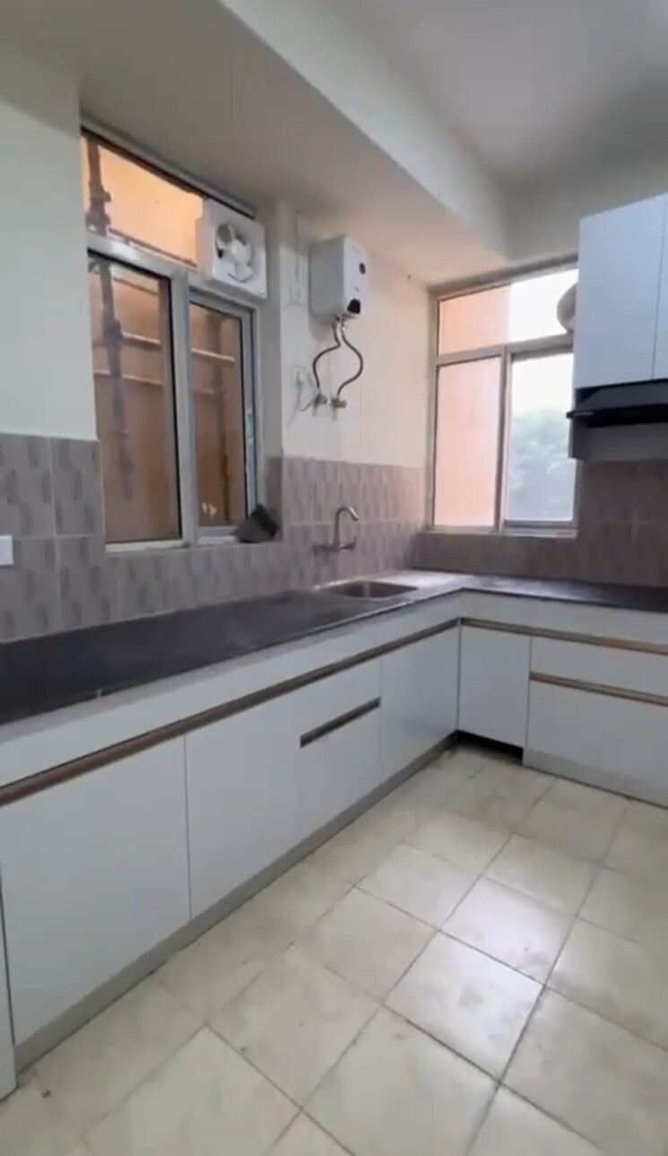 Kitchen, sare-home 4 Bedroom 2097 Sq.Ft. Apartment In Sector 92 Gurgaon 9467730