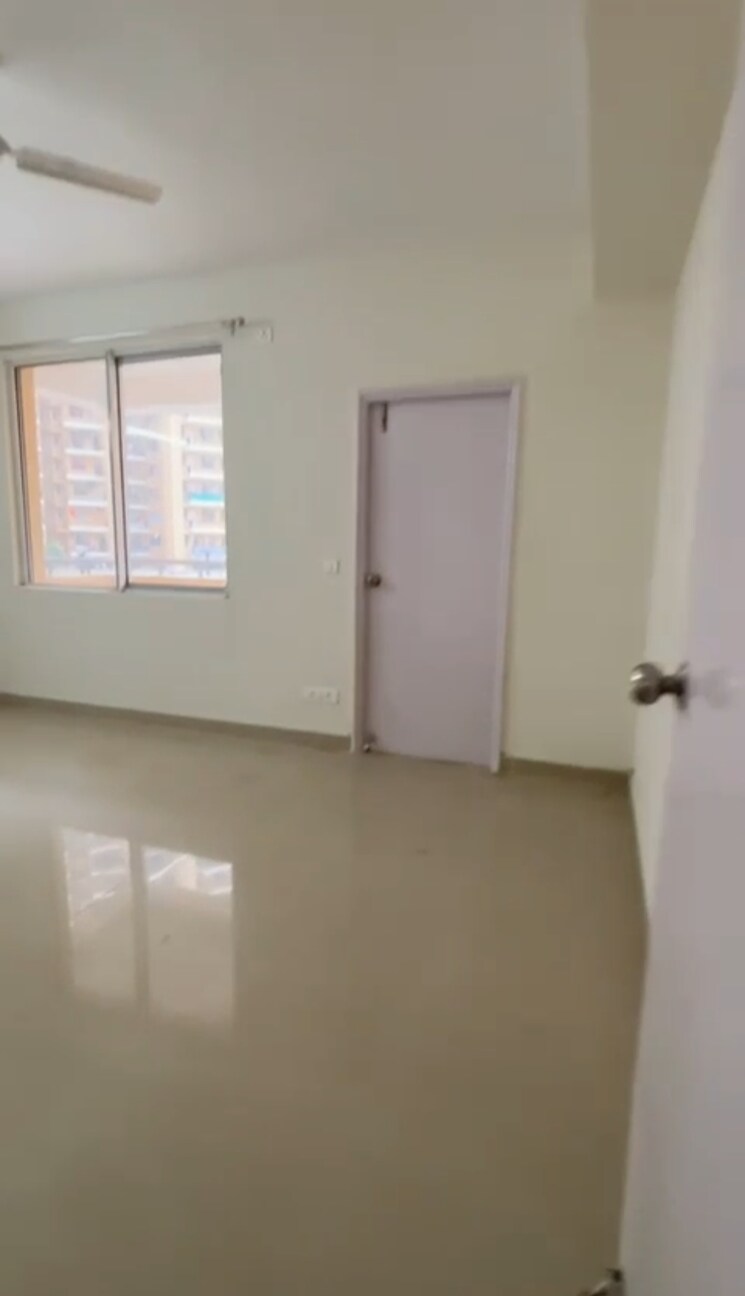 Room, sare-home 4 Bedroom 2097 Sq.Ft. Apartment In Sector 92 Gurgaon 9467730