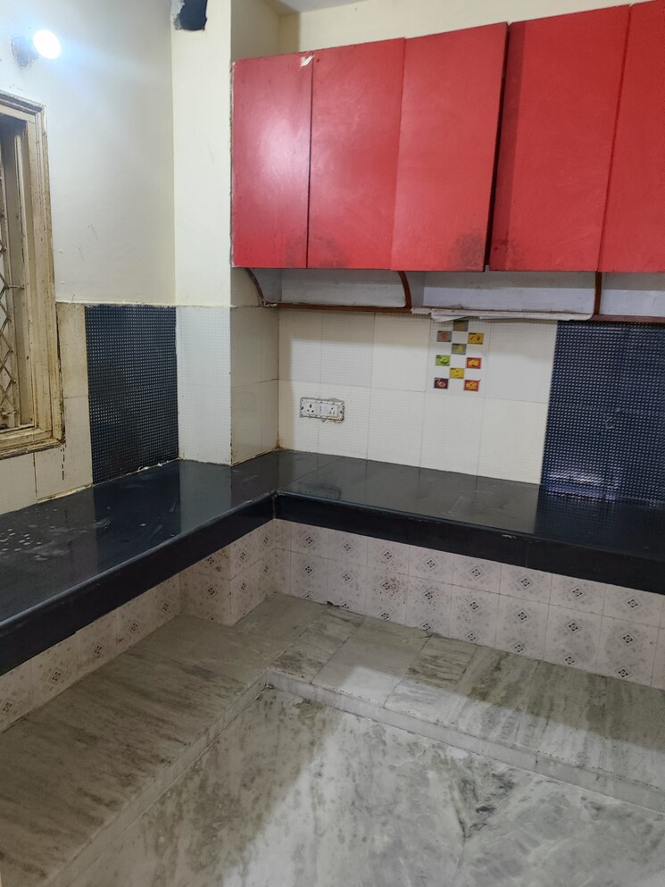 Kitchen, rwa-apartments-sector-20 2.5 Bedroom 1650 Sq.Ft. Villa In Sector 20 Noida 9467713
