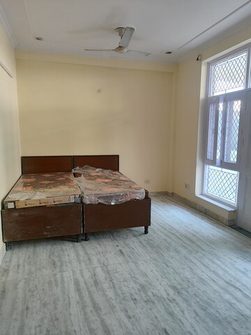 Bedroom in 2.5 BHK Villa at RWA Apartments Sector 20, Sector 20 – for Rent