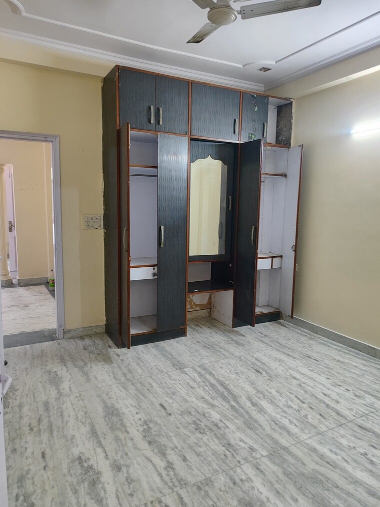 Room, rwa-apartments-sector-20 2.5 Bedroom 1650 Sq.Ft. Villa In Sector 20 Noida 9467713