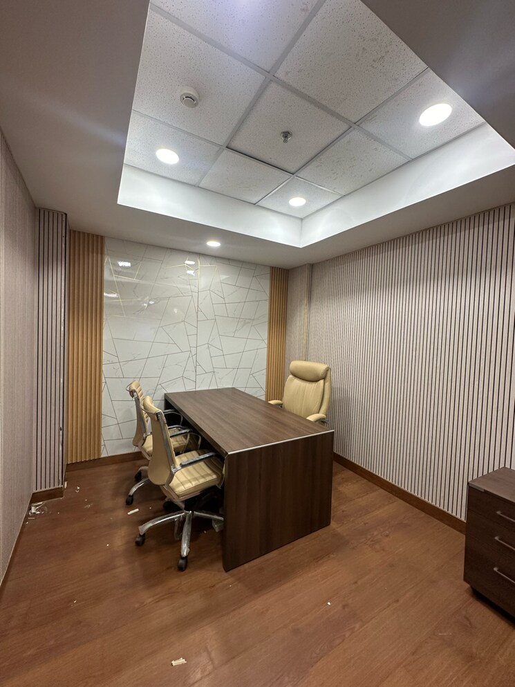 Team Area, spazedge Commercial Office Space 1850 Sq.Ft. In Tikri Gurgaon 9467727