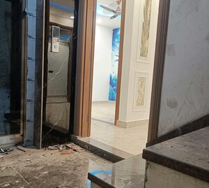 Building Lobby in 3 BHK Builder Floor at Govindpuri – for Sale