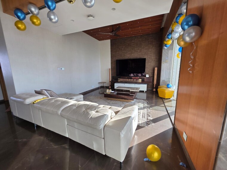 Living Room, k-raheja-vivarea 4 Bedroom 3000 Sq.Ft. Apartment In Mahalaxmi Mumbai 9467711