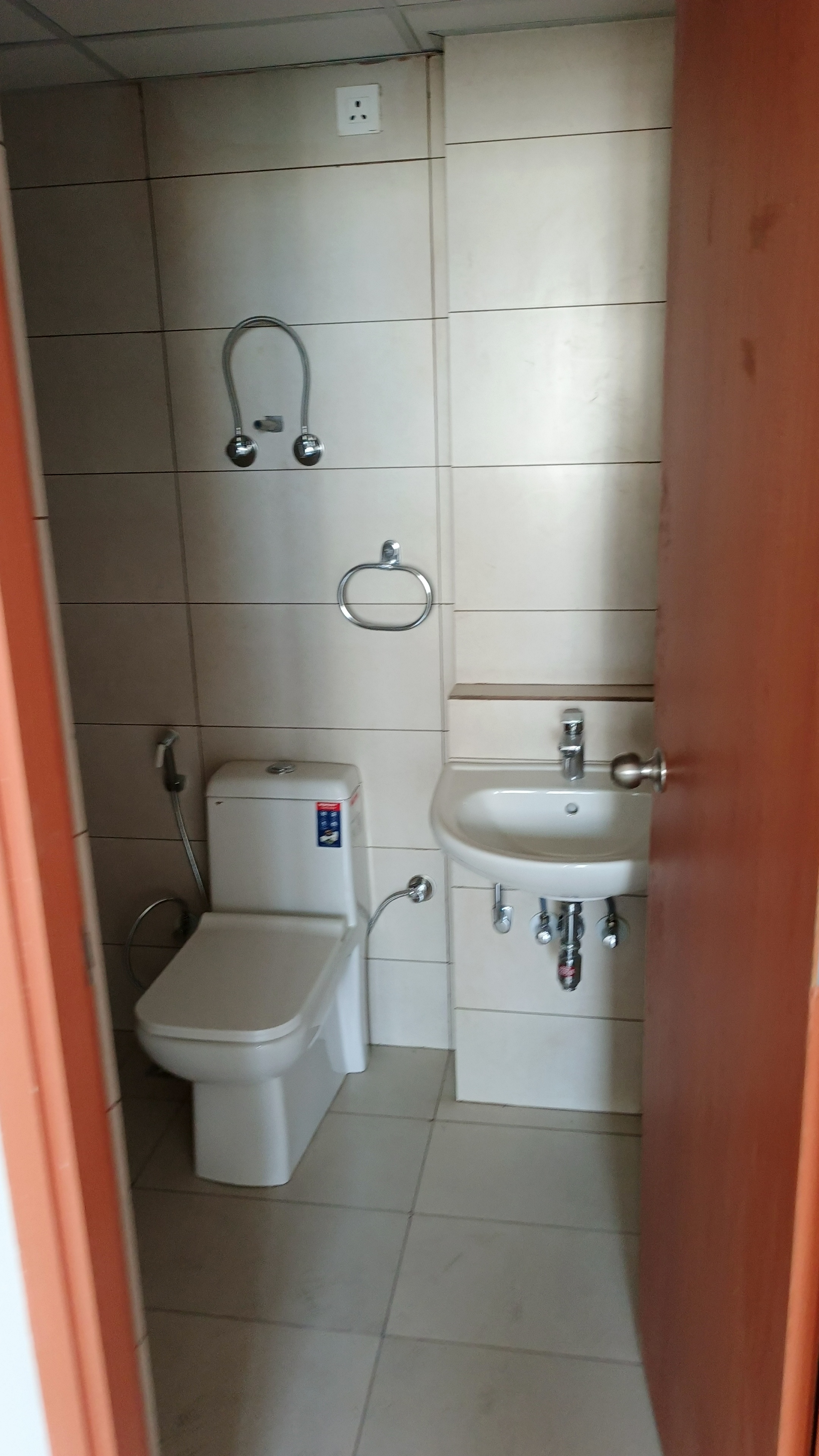 2 BHK Apartment For Rent in Tata Eureka Park