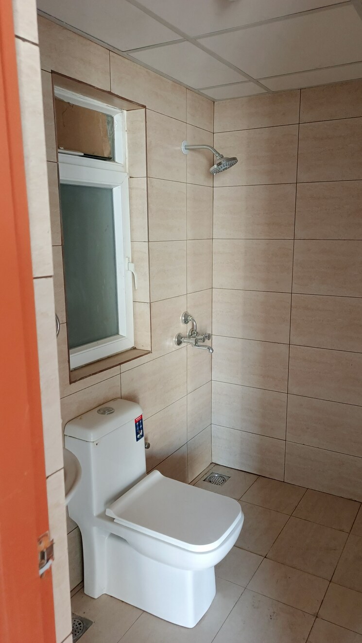 Bathroom, tata-eureka-park 2 Bedroom 1100 Sq.Ft. Apartment In Sector 150 Noida 9467747